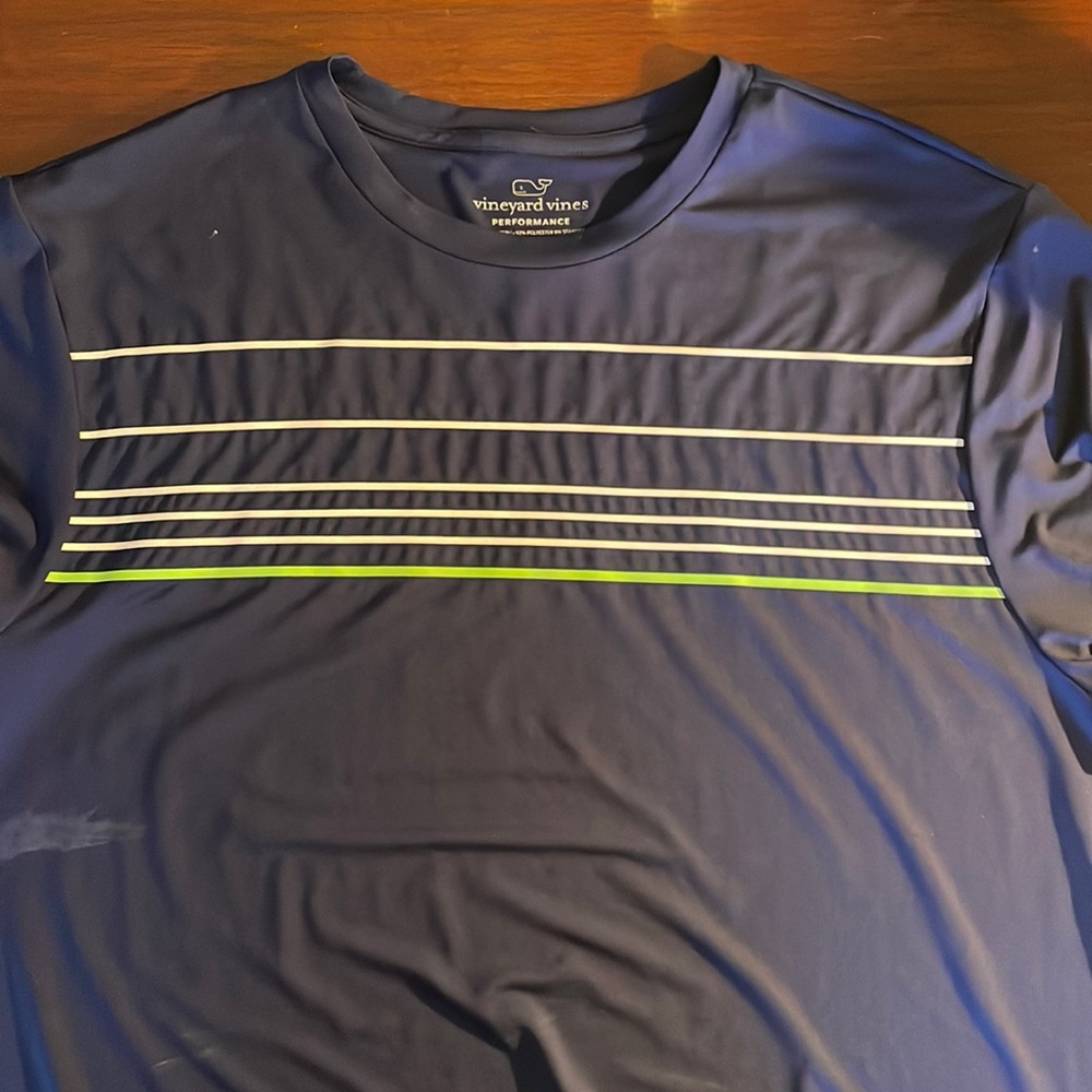 Vineyard Vines short sleeve tshirt